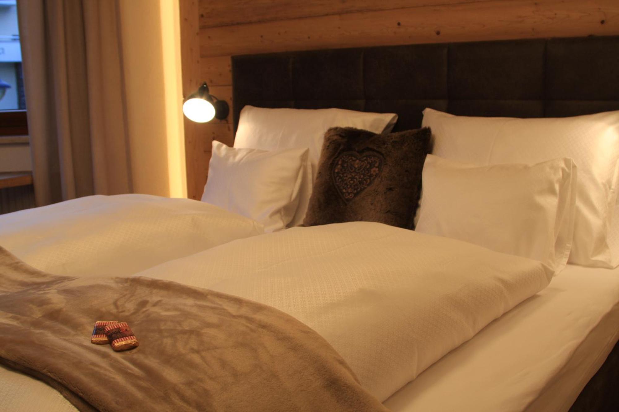 Ferienwohnung Dorfplatzl Ischgl Zimmer foto