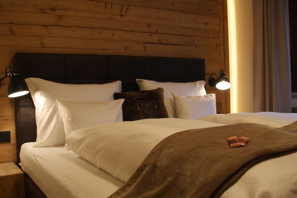 Ferienwohnung Dorfplatzl Ischgl Zimmer foto